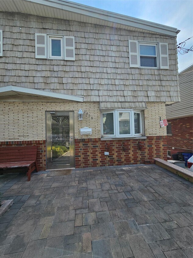 Foto principal - 2518 Tiemann Ave