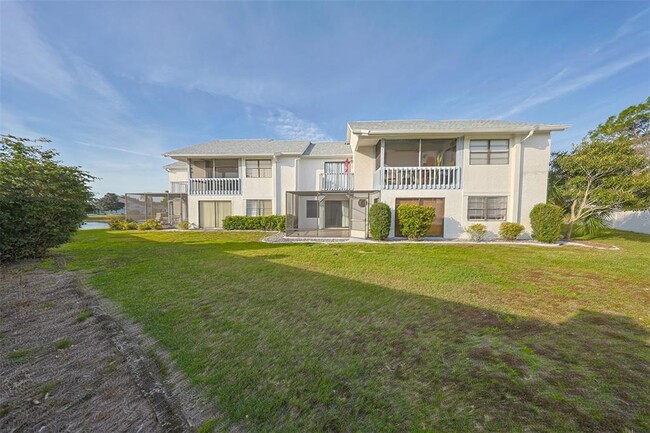 Foto del edificio - 611 Lively Dr