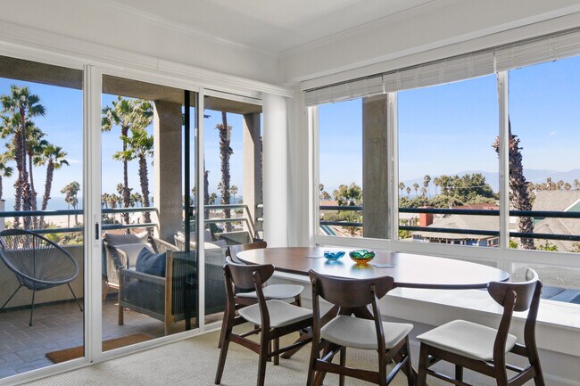 Building Photo - 122 Ocean Park Blvd