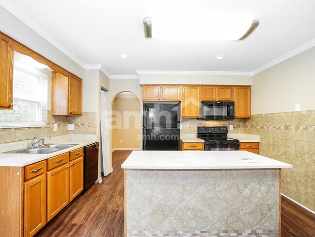Building Photo - 1165 Onslow Drive