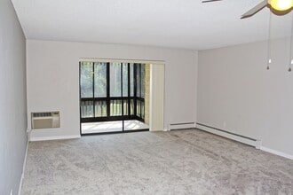 Building Photo - 14050 E Linvale Pl