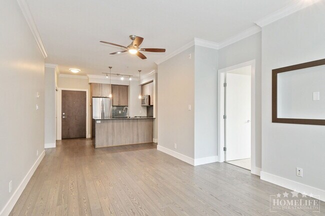 Photo du bâtiment - Modern 2-Bed + 2-Bath + Den Condo for Rent in Langley’s Elements Community