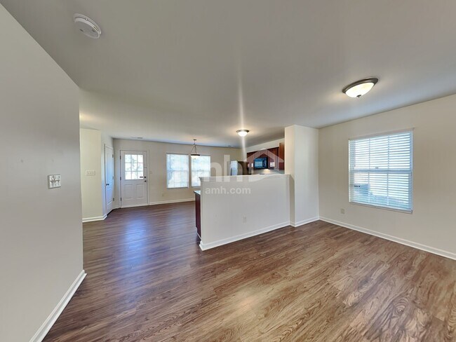 Building Photo - 1334 Cadre Circle