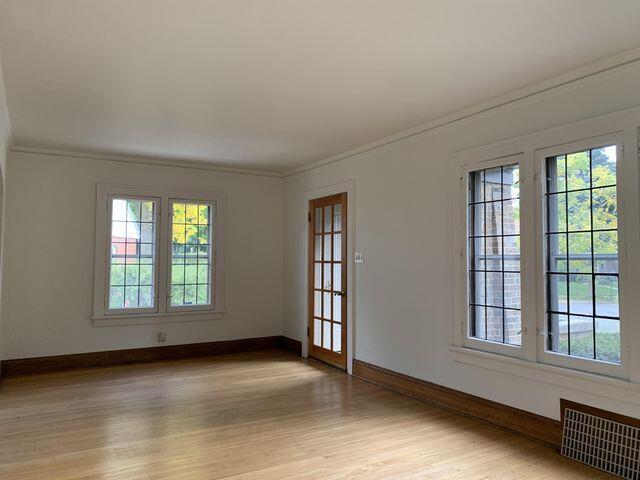 Foto del edificio - 1424 E Olive St
