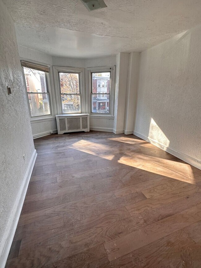Foto del edificio - 5023 Walnut Street