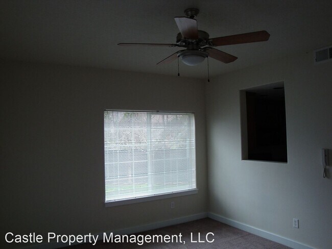 Building Photo - 88-110 Weldwood Dr