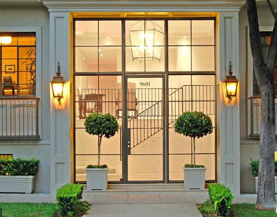 Building Entrance - 9601 Charleville Blvd