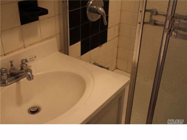 Foto del edificio - 1866 Stockholm St