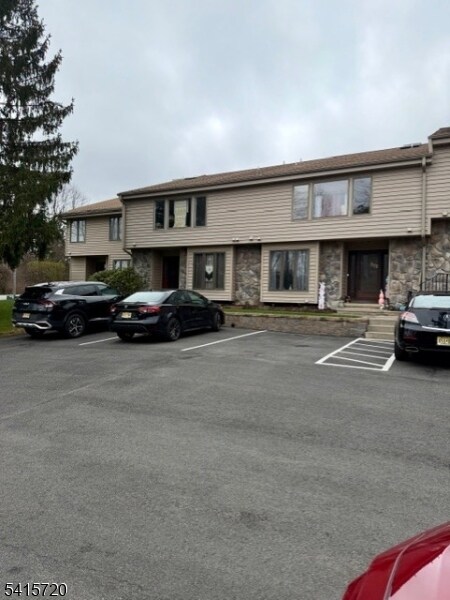 Foto del edificio - 301 Cheyenne Rd