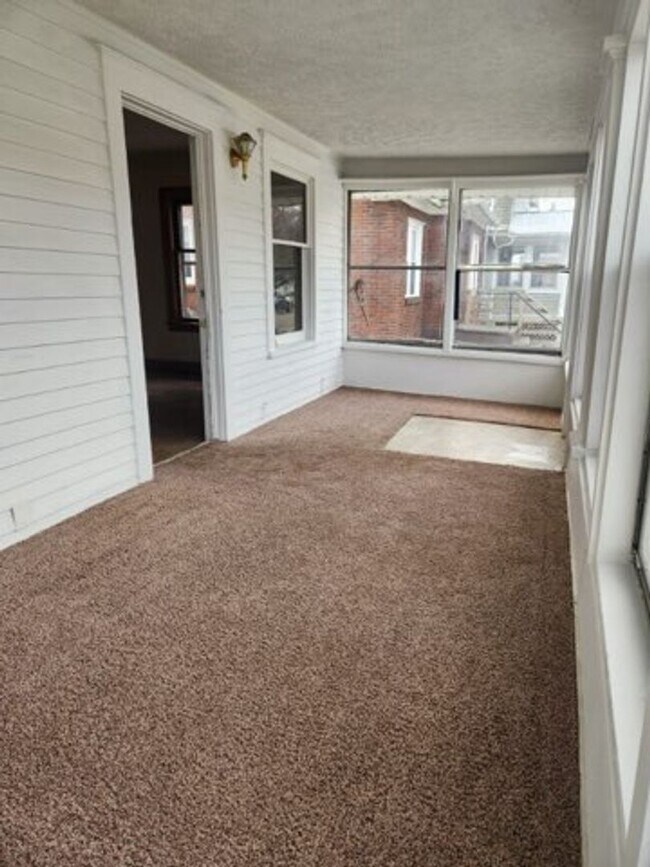 Building Photo - BELOW MARKET RENT!