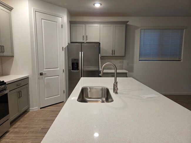 Building Photo - 22816 E Roundup Way