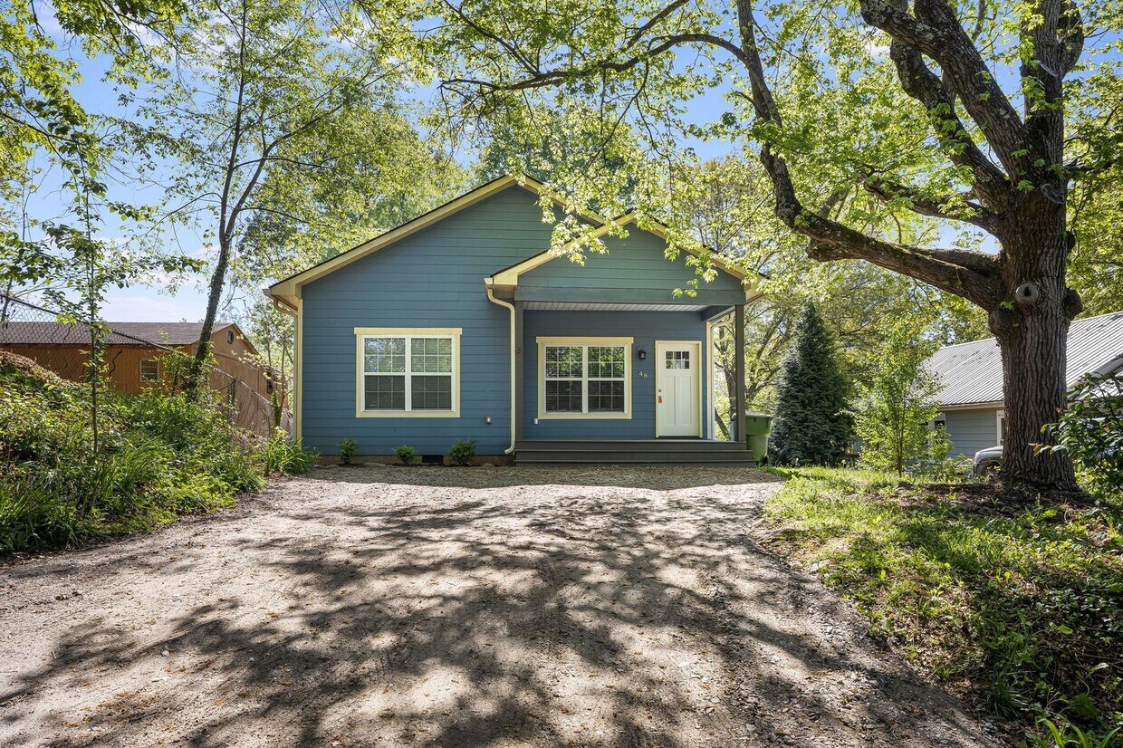 Primary Photo - Charming & Cozy 3-Bedroom House in Oakley