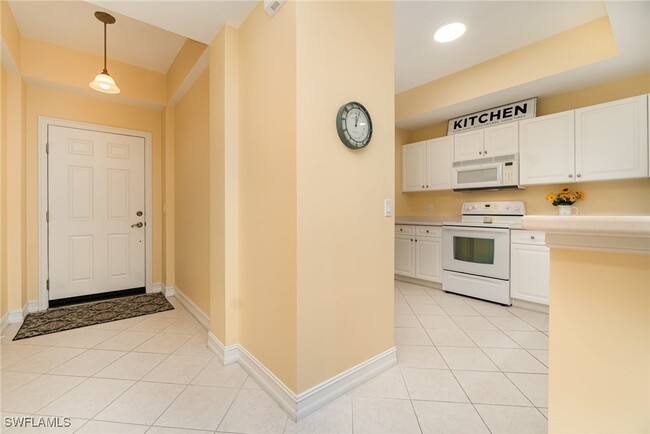 Building Photo - 10520 Amiata Way