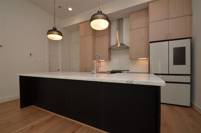 Foto del edificio - 2414 Gray St