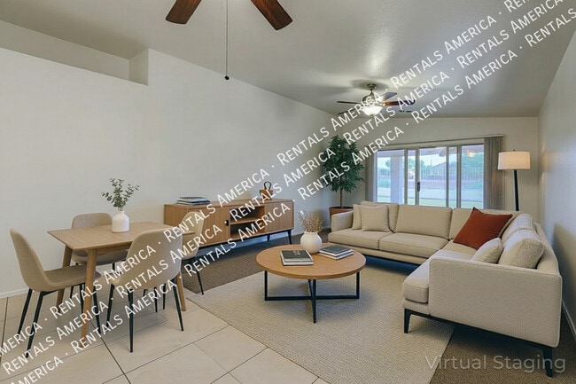 Building Photo - 7158 E Juanita Ave