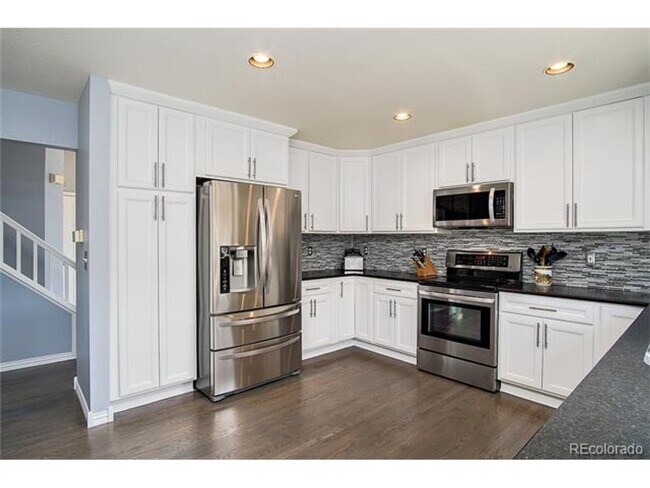Foto del edificio - 8523 Bluegrass Cir