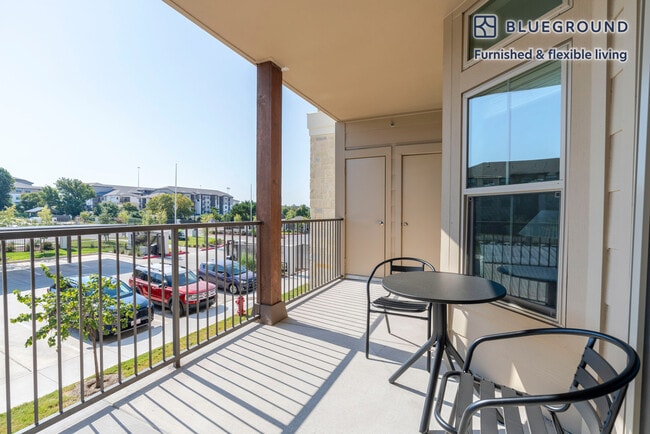 Foto del edificio - 1501 W Howard Ln