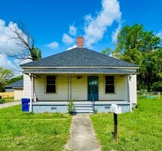 Building Photo - 382 Wesley St