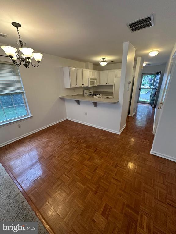 Foto del edificio - 3205 S Carriage Ct