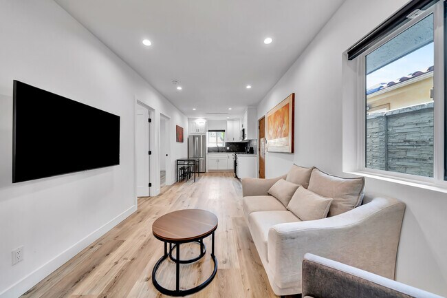 Building Photo - 24447 Clipstone St