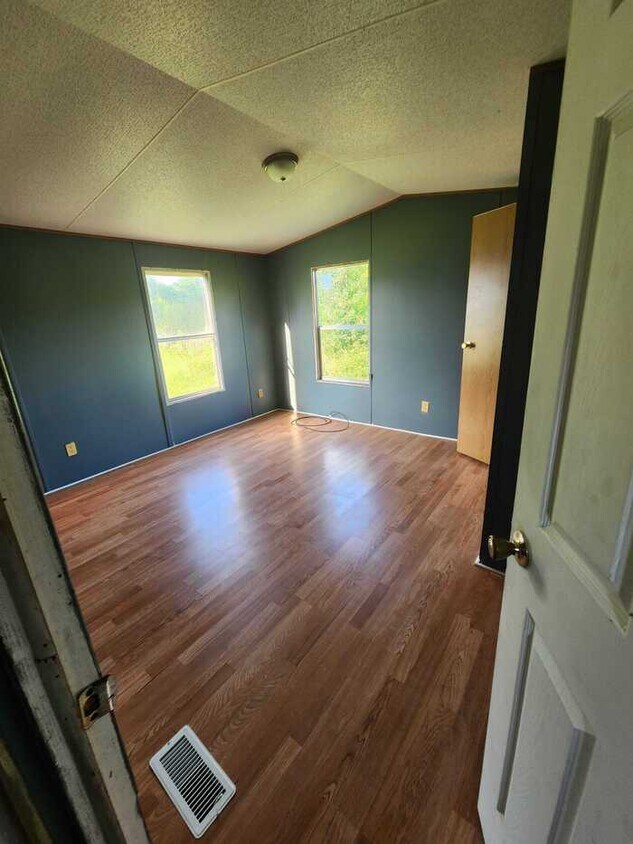 Primary Photo - 2253 Turnberry Rd