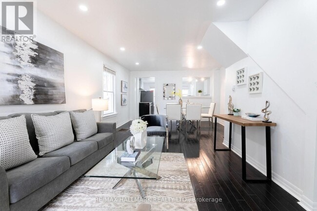 Building Photo - 106 Willow Ave