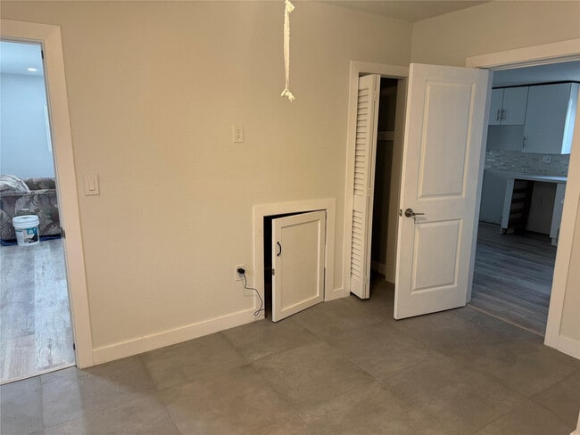 Foto del edificio - 4551 NW 12th St