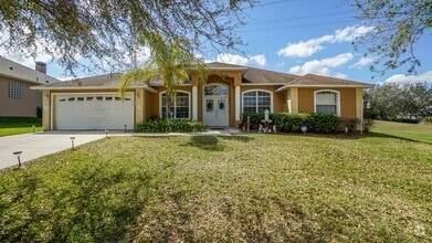 Building Photo - 774 Princeton Dr