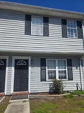 Building Photo - 1100 Pineland Ave