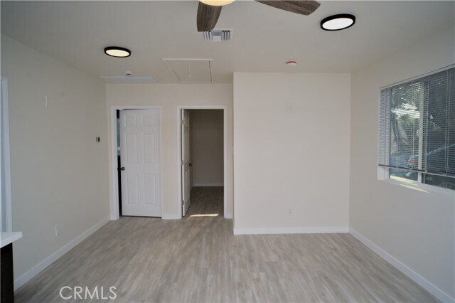 Foto del edificio - 8244 Brimfield Ave