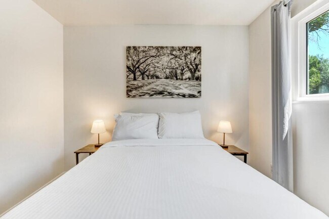Foto del edificio - 3622 Anemone Cir