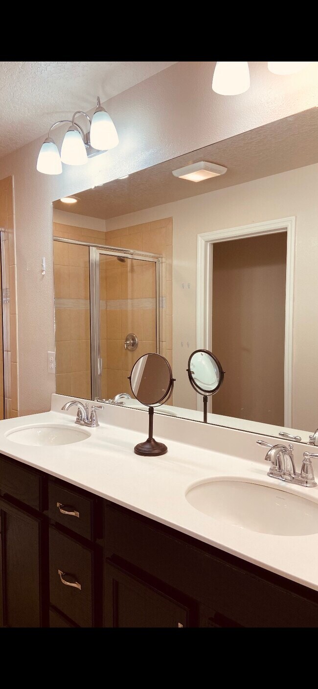 Building Photo - 2713 Giardino Loop