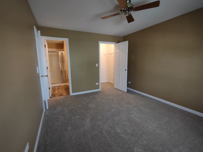 Building Photo - 280 Crestview Dr