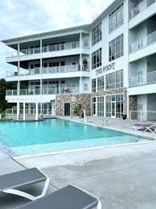 Building Photo - 724 Stoney Pt Trl