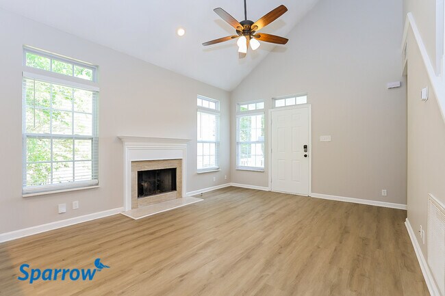 Foto del edificio - 3717 Creston Ct
