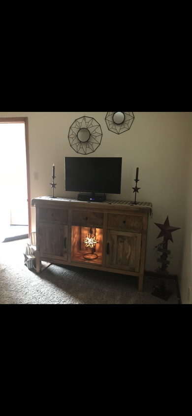 Living room - 206 W Beaver St