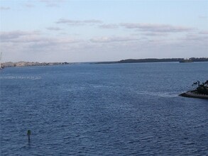 Building Photo - 325 S Biscayne Blvd