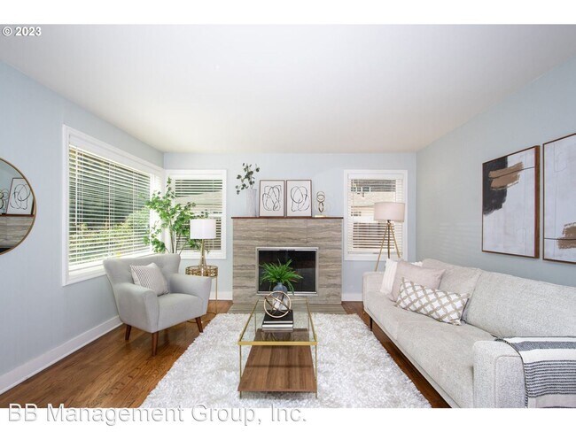 Foto del edificio - 3 br, 2 bath House - 2865 NW Thurman Street