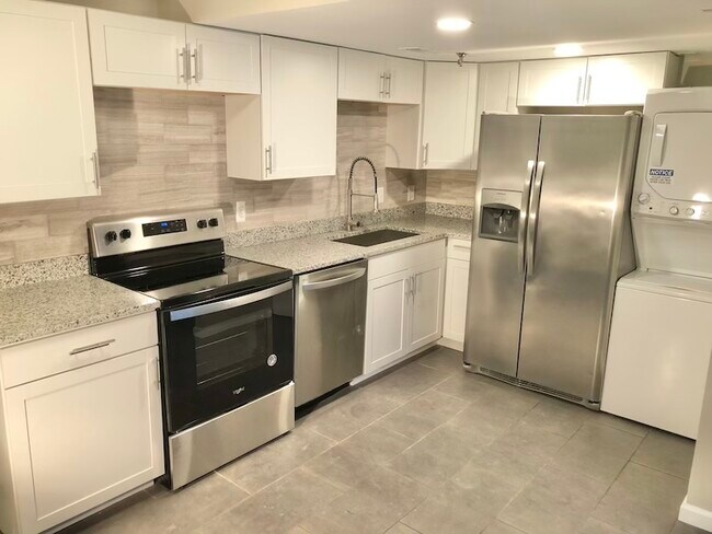 Foto del edificio - 1005 Parkvale Ct