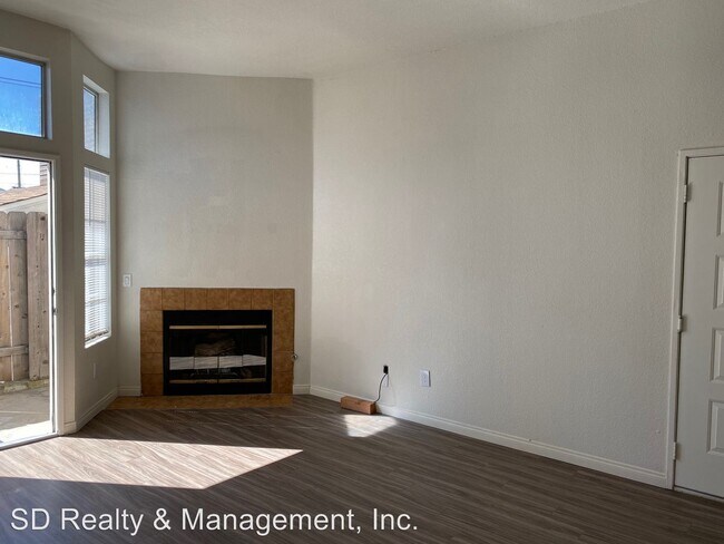 Building Photo - 4512 Oregon St