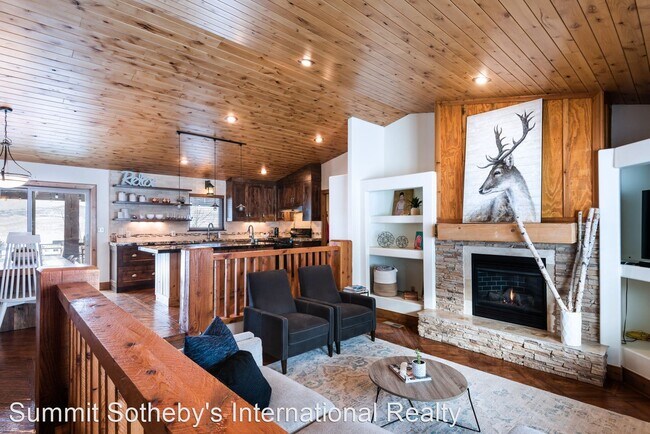 Building Photo - 4 br, 2 bath House - 6485 Mountain View Drive