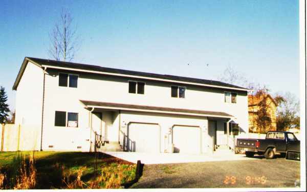 Primary Photo - 11605-11607 19th St NE
