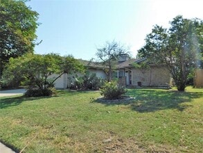 Building Photo - 203 Wildfire Dr