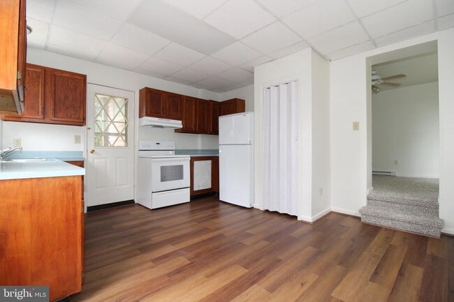 Cocina - 524 Virginia Ave