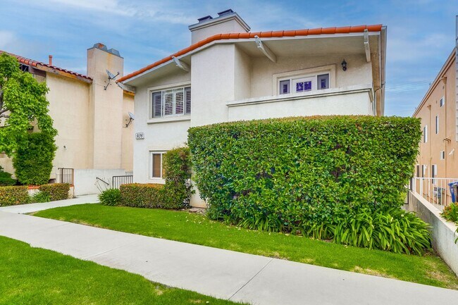 Foto del edificio - Summer Move in Special $500 off First mont...