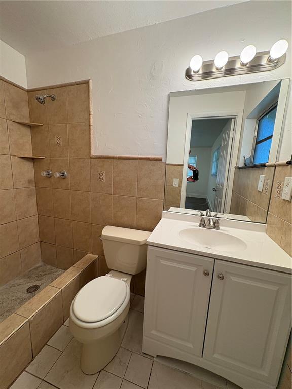 Foto del edificio - 1741 NE 52nd St