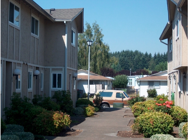 Country Pines - Country Pines Townhomes