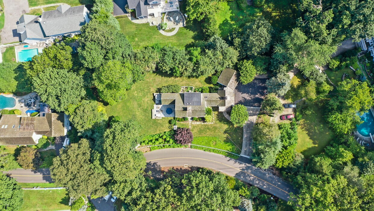 5 Thomas Rd, Westport, CT 06880 House for Rent in Westport, CT