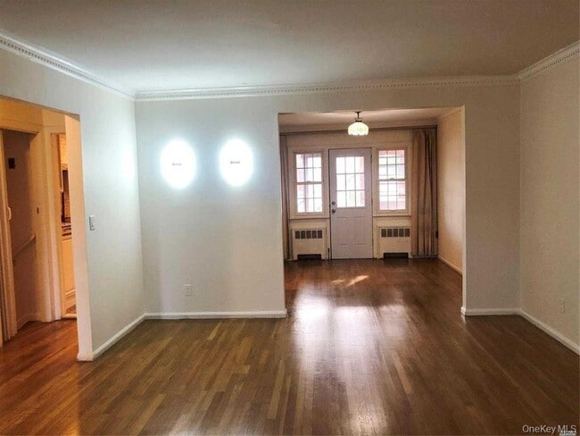 Foto del edificio - 563 Albemarle Pl