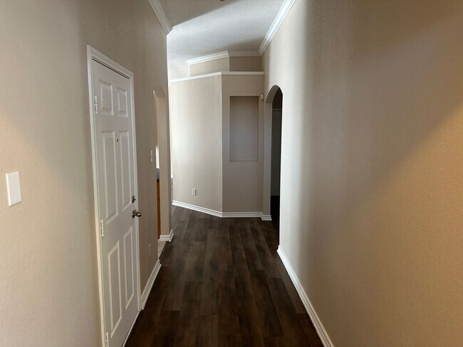 Building Photo - SUPER HOME IN SENDERA RANCH!